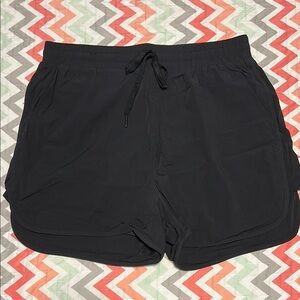 Flo Shorts - Onyx